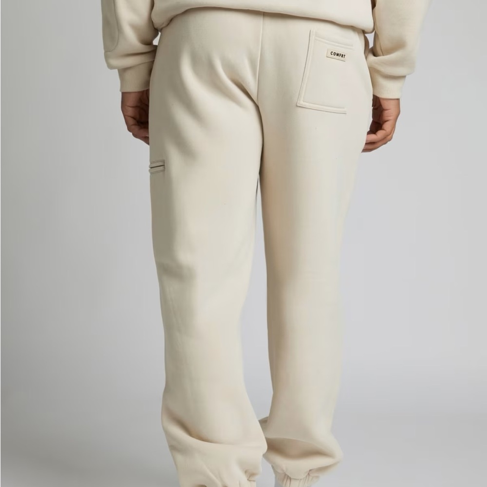 Comfrt Airplane Mode Travel Sweatpants - L - Bone - NWT - Picture 3 of 4